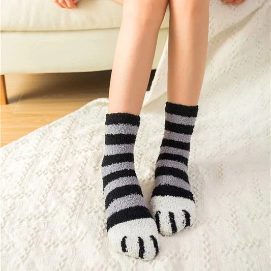 COZY CAT PAW PRINT SOCKS FOR WOMEN